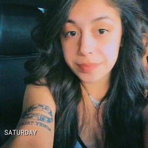 Meet your Posher, Aracely